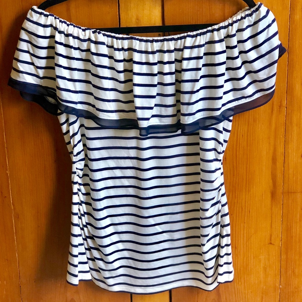 White House black market women’s top